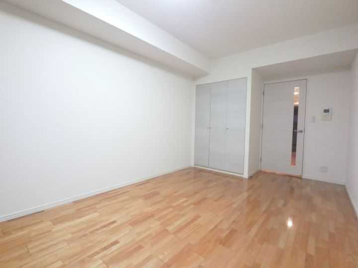 千葉県千葉市中央区新宿1(マンション)の賃貸物件の居間