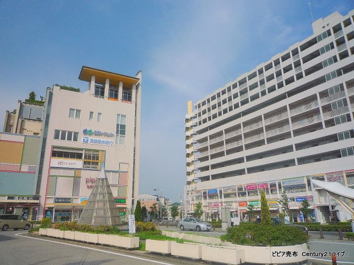 弥栄マンションの周辺