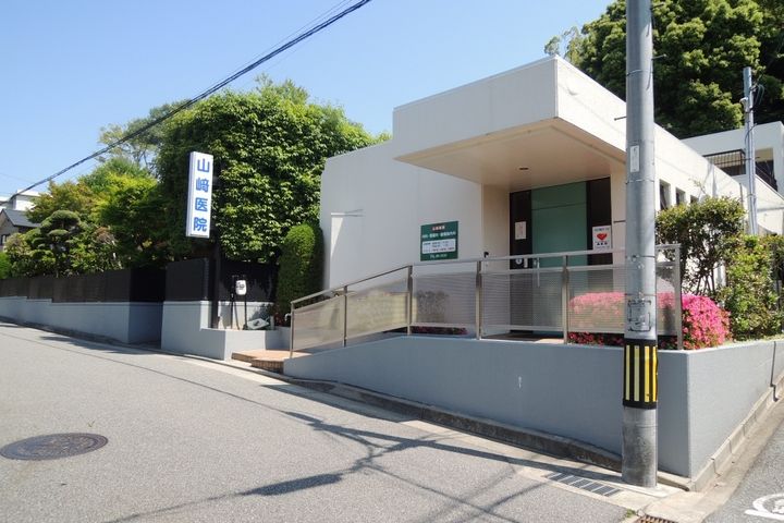 弥栄マンションの周辺