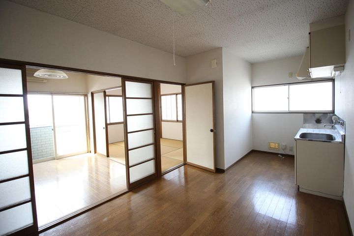 あじさいYハイツの内装