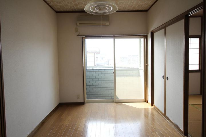あじさいYハイツの内装