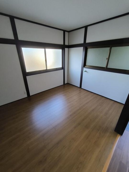 若林二丁目 アパートの居間