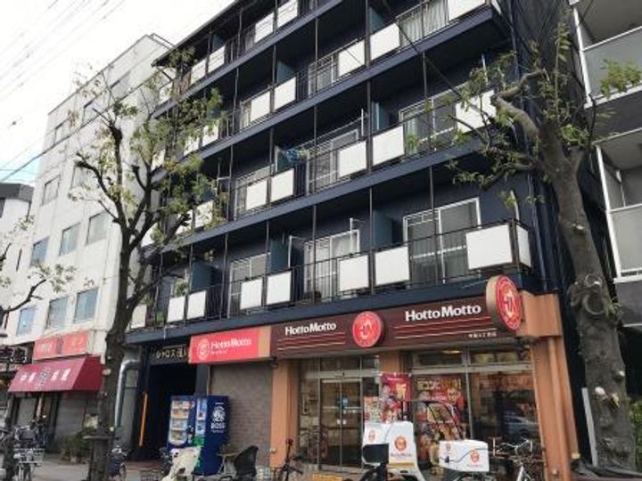 シャロス浅川の外観