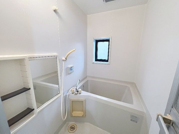 サンシャインハラAの風呂