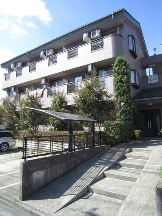 フォレスト相模の外観