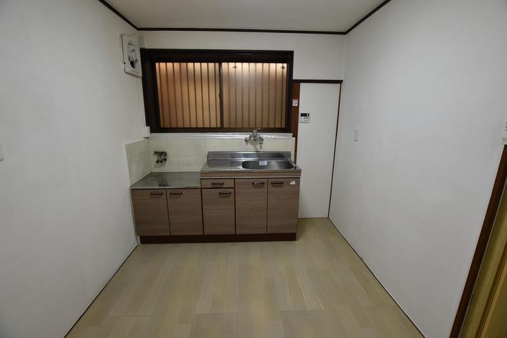 大阪府柏原市国分市場2(一戸建)の賃貸物件のキッチン