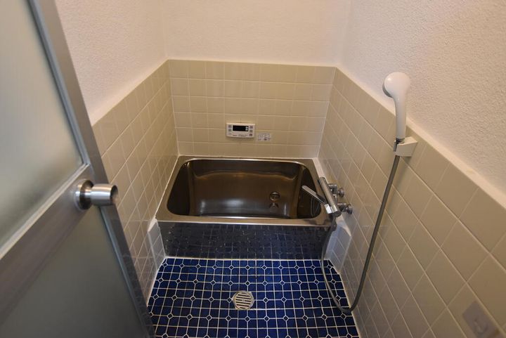 大阪府柏原市国分市場2(一戸建)の賃貸物件の風呂