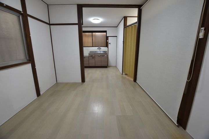 大阪府柏原市国分市場2(一戸建)の賃貸物件の居間