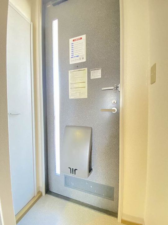 メゾン・フリージアの玄関