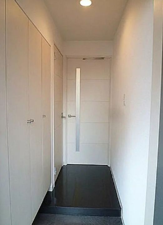 東京都千代田区神田司町2(マンション)の賃貸物件の玄関