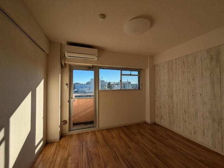 東村山ペガサスビル B館の居間