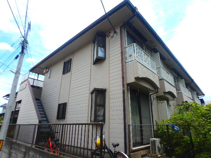 サニーメゾン駒場の外観