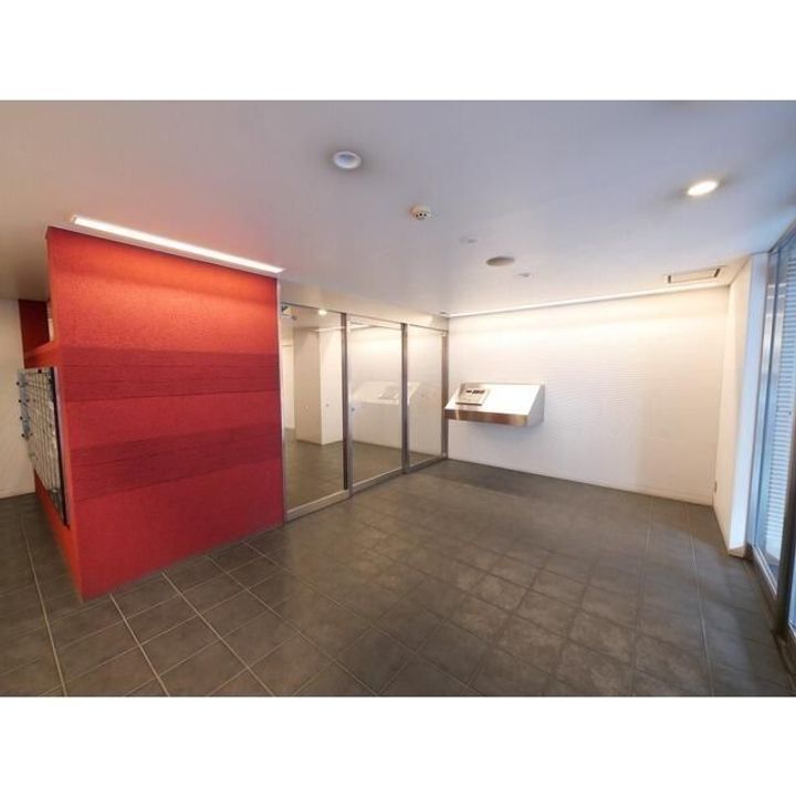 東京都港区芝1(マンション)の賃貸物件の地図