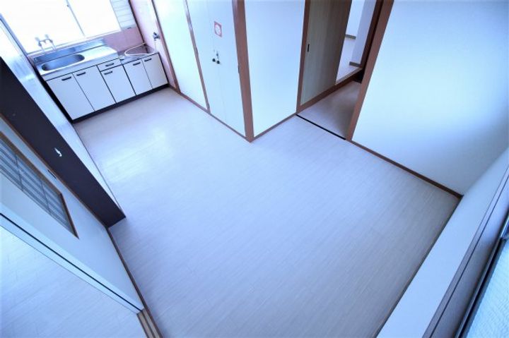 八尾マンションの居間