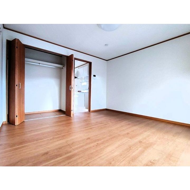 福島県郡山市田村町徳定字下河原(アパート)の賃貸物件の居間