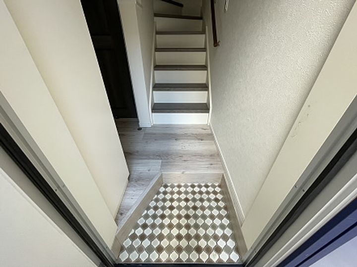 東京都杉並区高井戸東3(アパート)の賃貸物件の玄関