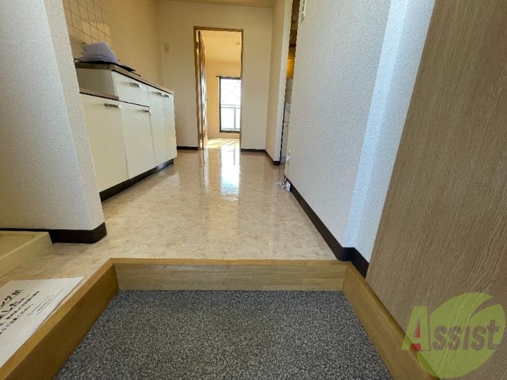 グランシティ黒松の玄関