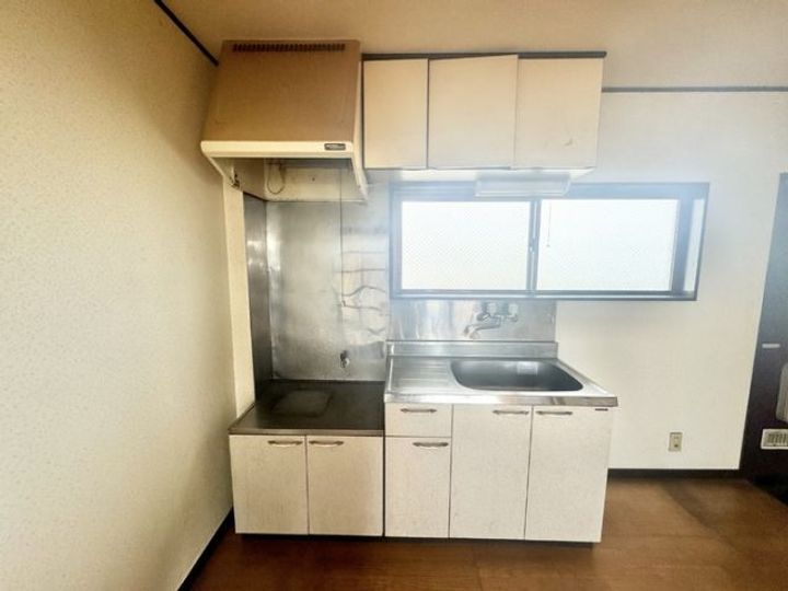 栃木県宇都宮市平出町(アパート)の賃貸物件のキッチン