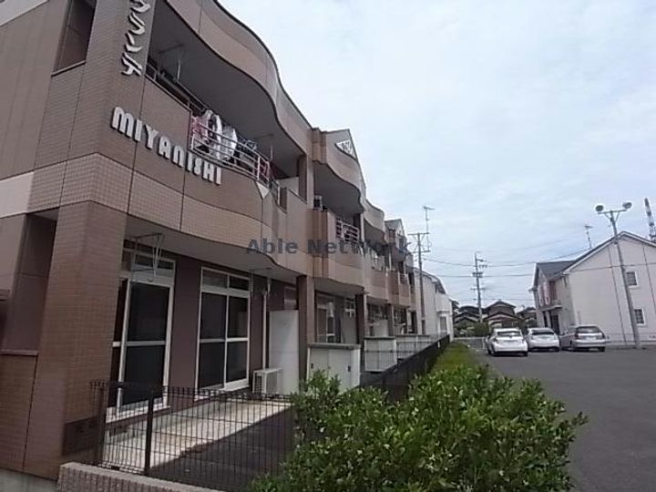 ピュアグランデMIYANISHIの外観