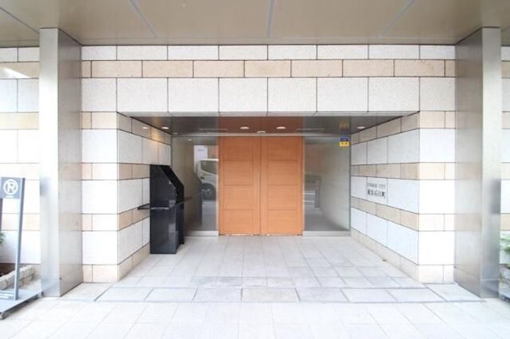 神奈川県横浜市中区寿町1(マンション)の賃貸物件の地図