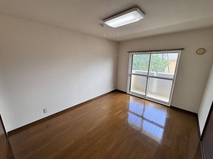 ヒーローマンション・禅の居間