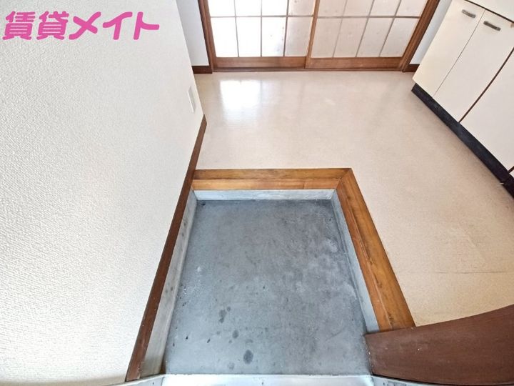 サンハイツの玄関