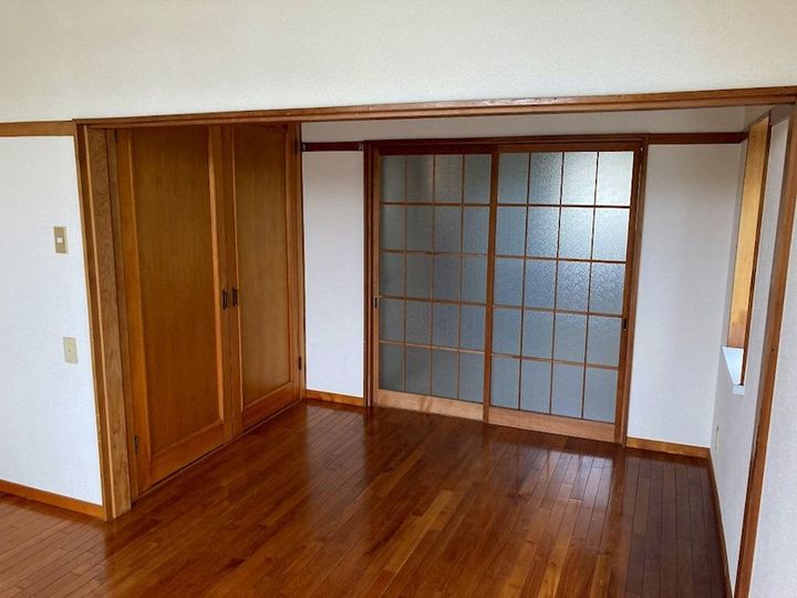 神奈川県秦野市堀西(アパート)の賃貸物件の居間