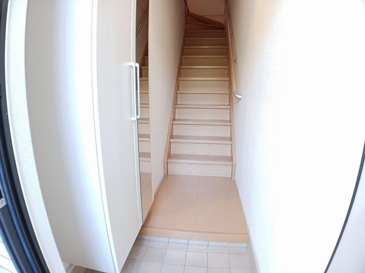 福岡県北九州市小倉南区下石田1(アパート)の賃貸物件の玄関