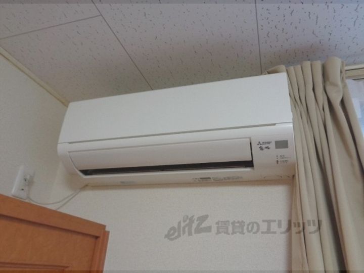 レオパレス余内の内装