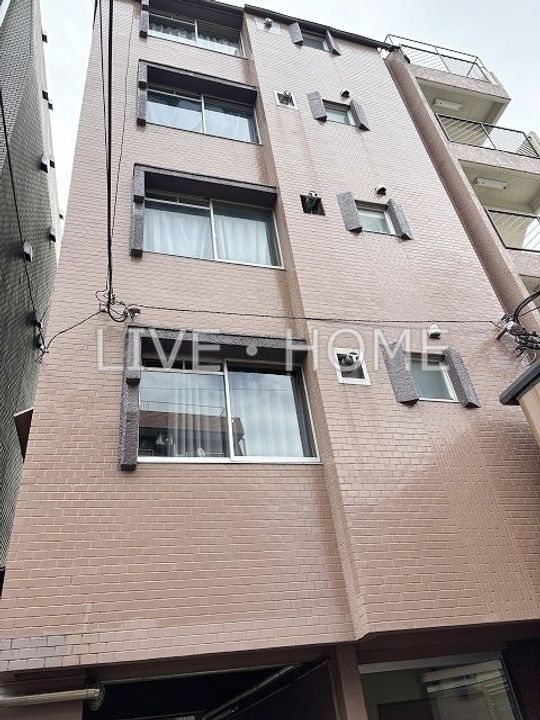 東京都中野区中央3(マンション)の賃貸物件の外観