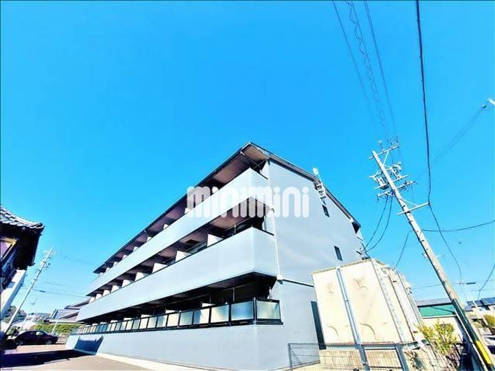 ウインコート鈴鹿の外観