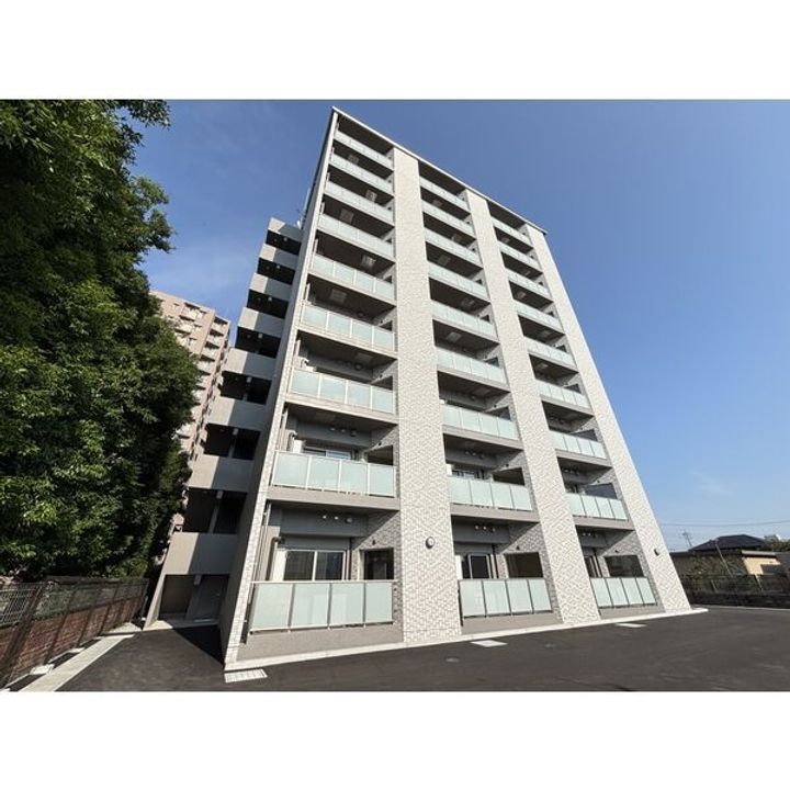 栃木県宇都宮市元今泉2(マンション)の賃貸物件の外観