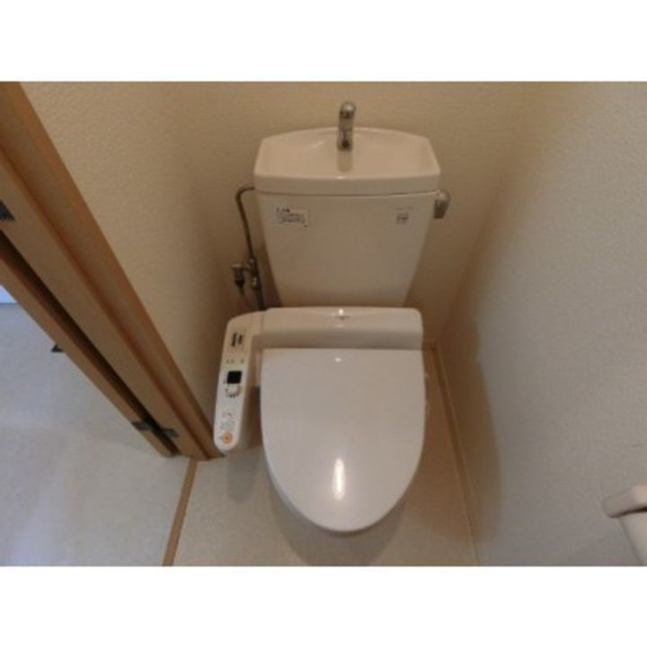 レラ美原の内装