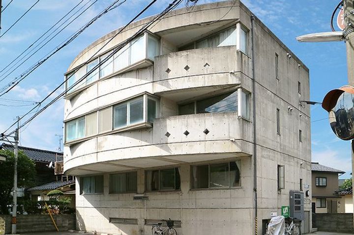 マイン・ツバイの外観