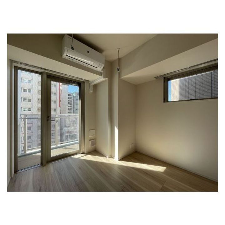 ブランシエスタ横浜高島町の居間