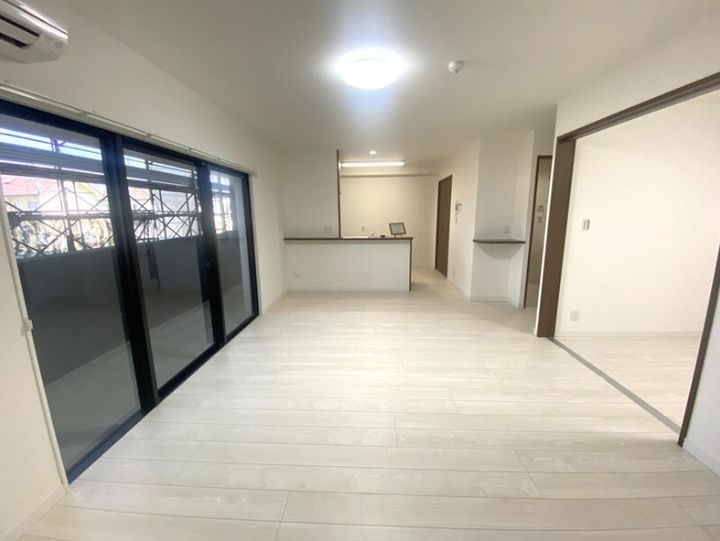 熊本県菊池郡菊陽町大字津久礼(マンション)の賃貸物件の居間