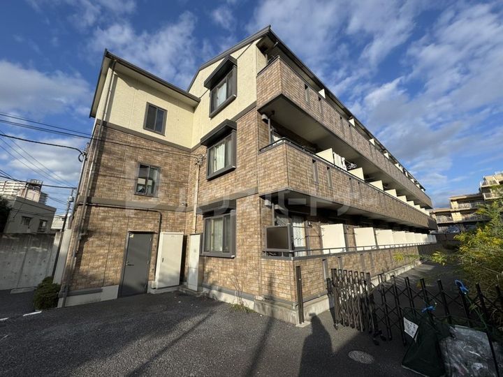 エコステージ王子神谷の外観