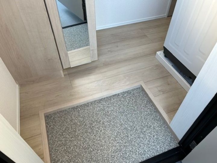 神奈川県横浜市南区大岡5(アパート)の賃貸物件の玄関