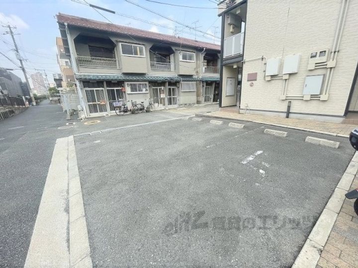 レオパレスセレンコート高井田の地図