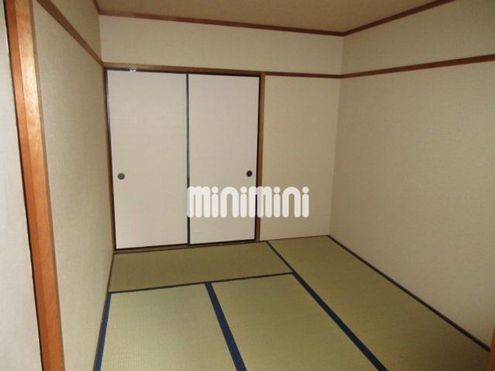 フラワーパレスマンションの内装