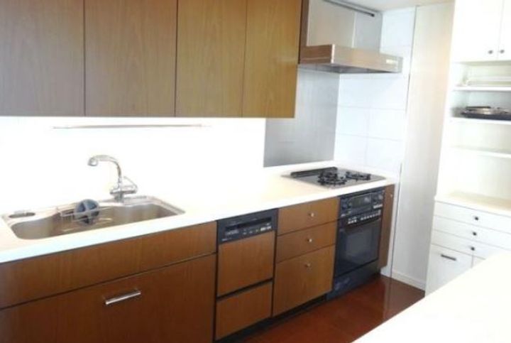 東京都世田谷区深沢2(マンション)の賃貸物件のキッチン