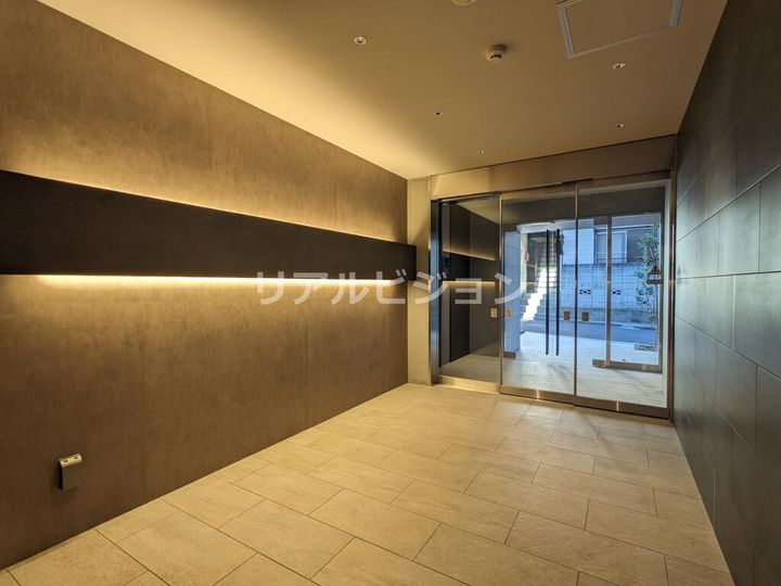 リヴシティ初台の地図