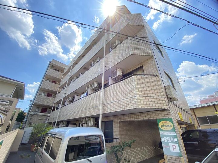 スズキマンションの外観