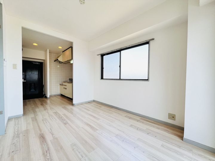 スズキマンションの居間