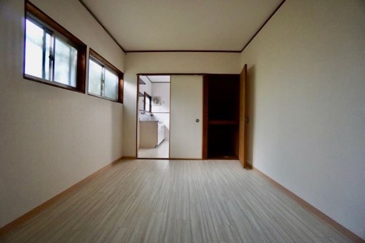 大阪府大阪市住吉区万代6(一戸建)の賃貸物件の居間
