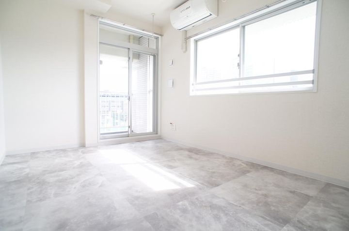 エスティメゾン品川シーサイドIIIの居間