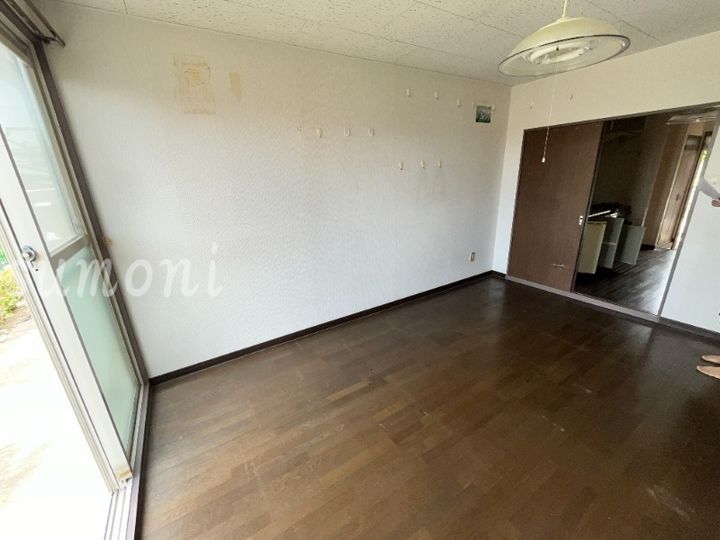 カーサリバティの居間