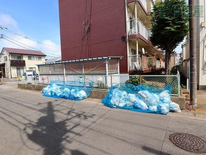 ハイツ中山の地図