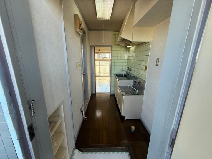 アネックスマンション石川の玄関