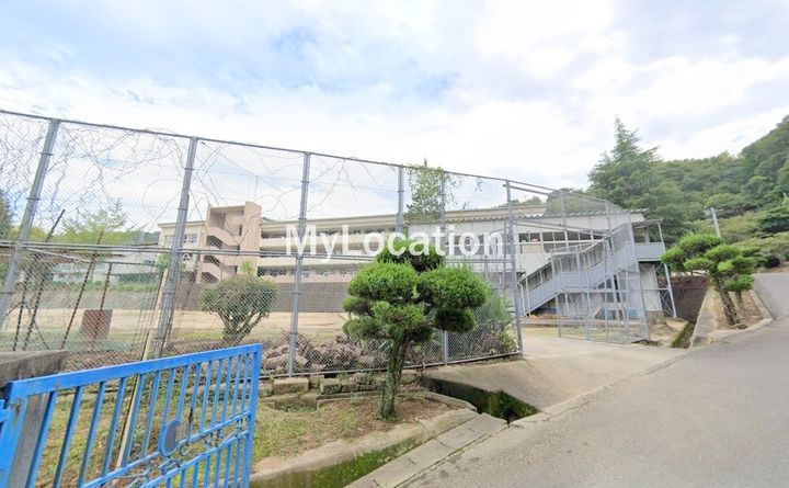 Villa Sunshineの周辺